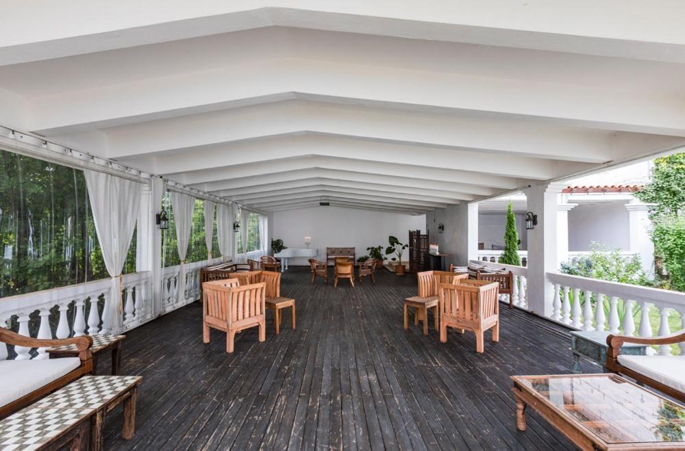 Vita Rama Holistic Hotel And Retreats - Vegan Full Board 오브조르 외부 사진
